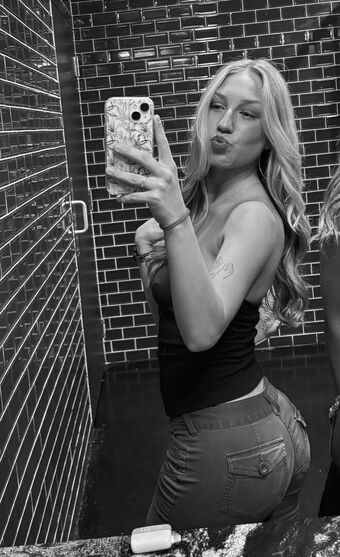 semurphyy Nude Leaks OnlyFans Photo 4