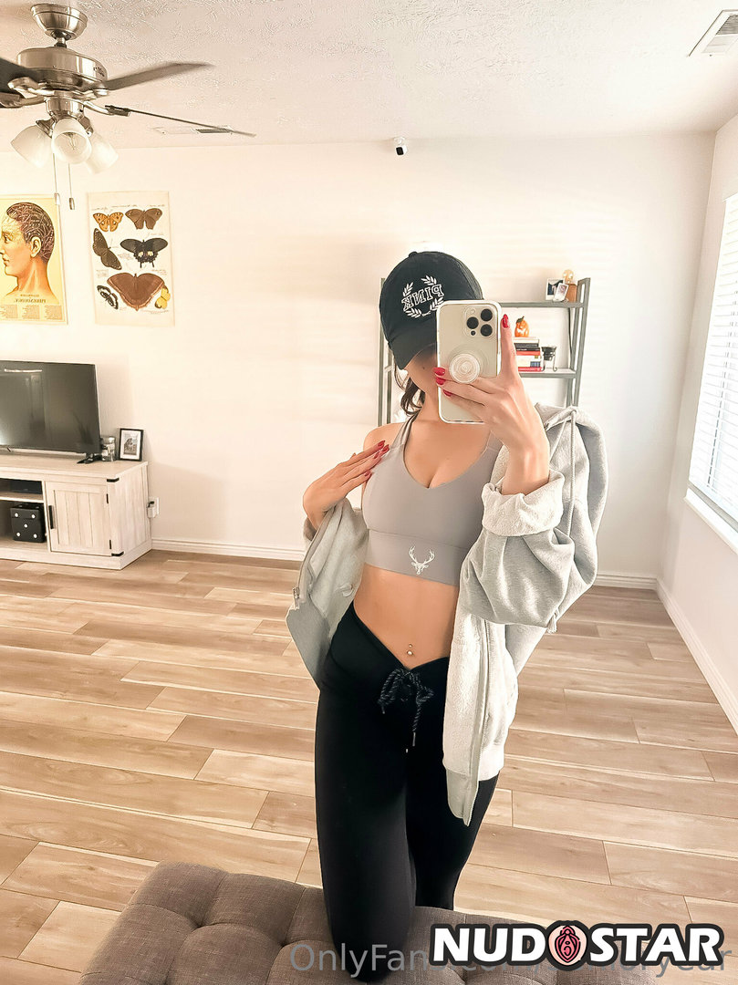 Senioryear Leaked Photo 8