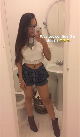 tiffanynguyen21 Nude Leaks OnlyFans Photo 3