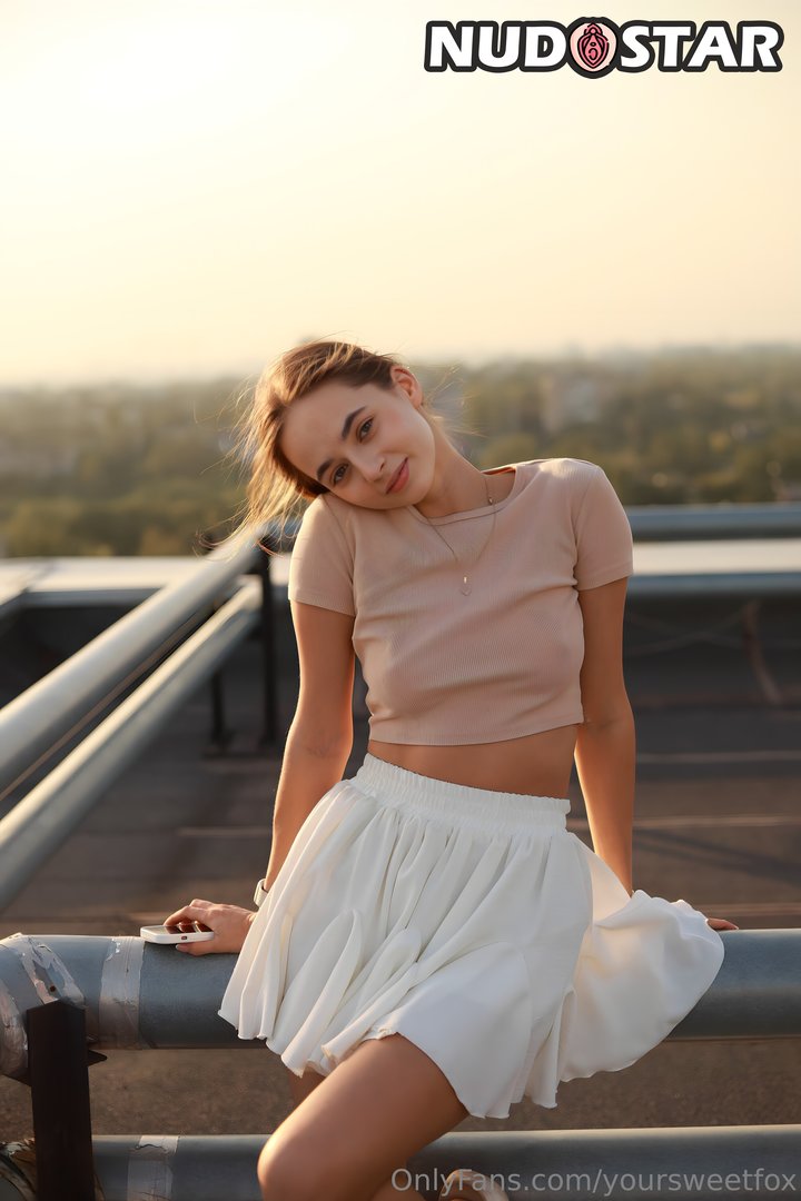 Yoursweetfox Leaked Photo 9