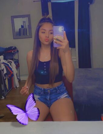 Adamarie Moreno Nude Leaks OnlyFans Photo 18