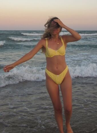 Ally Sheehan Nude Leaks OnlyFans Photo 9