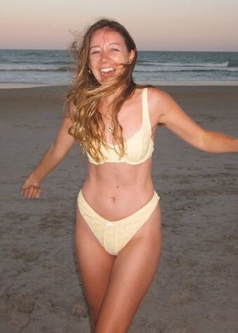 Ally Sheehan Nude Leaks OnlyFans Photo 12