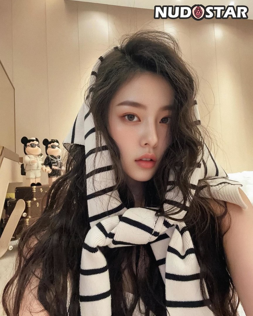 Autumn_Rain_Drops Leaked Photo 10