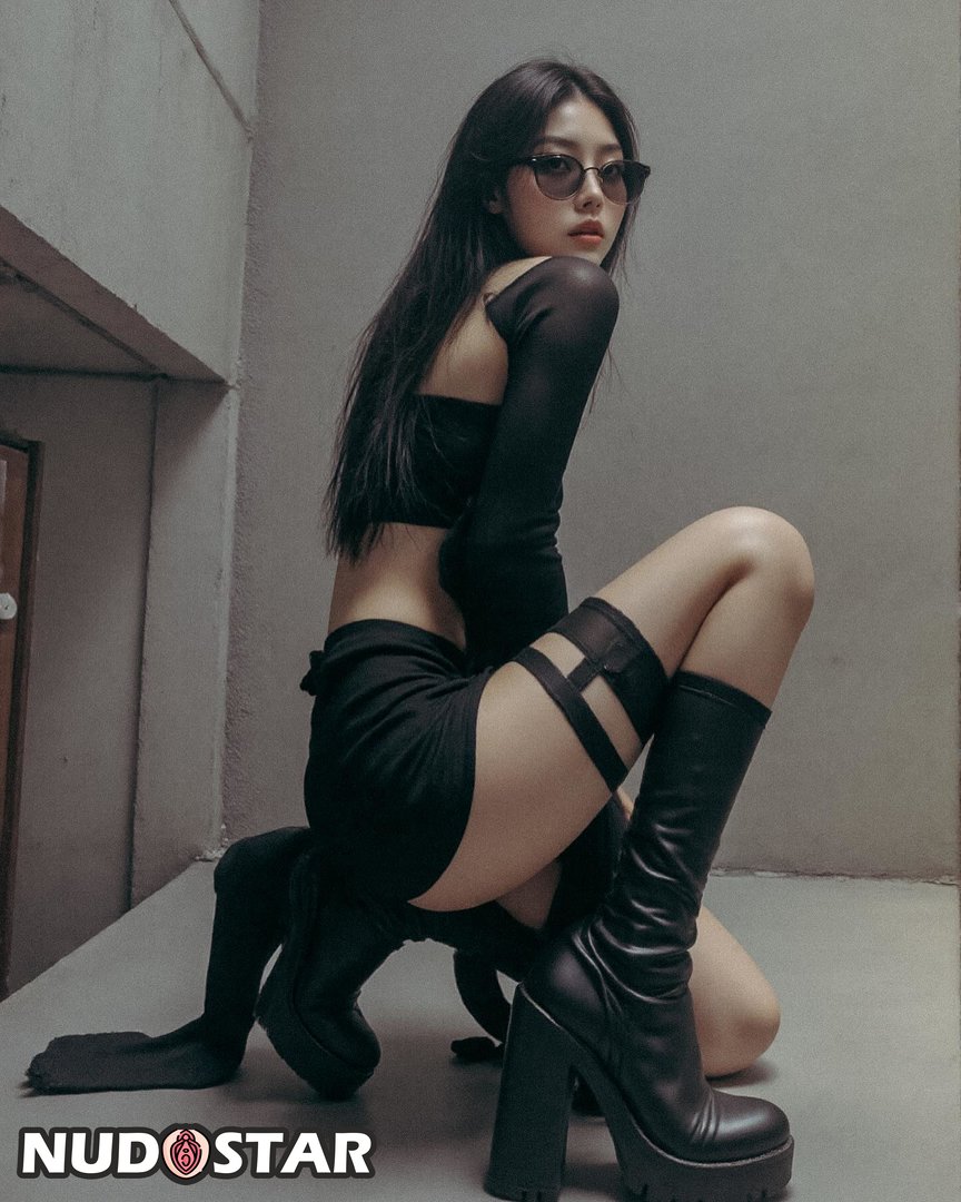 Autumn_Rain_Drops Leaked Photo 24