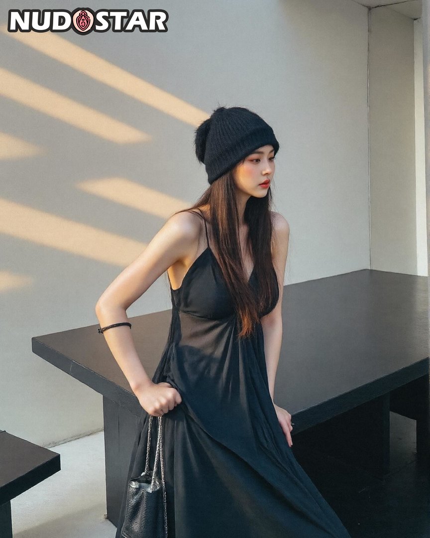 Autumn_Rain_Drops Leaked Photo 9