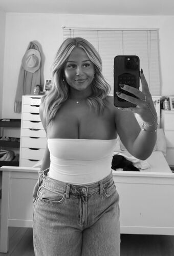 Ava Ludwar Nude Leaks OnlyFans Photo 28