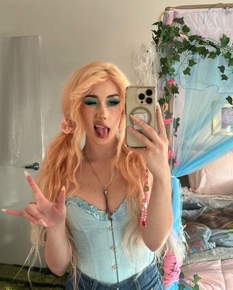 bludnymph Nude Leaks OnlyFans Photo 35