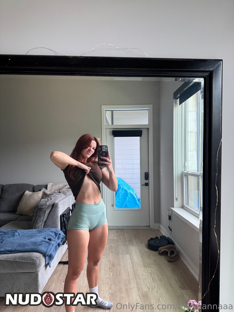 Bryyaannaaa Leaked Photo 17