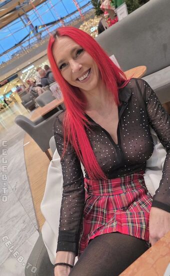 co_lia_redmodel Nude Leaks OnlyFans Photo 12