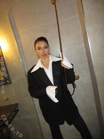 Elvana gjata Nude Leaks OnlyFans Photo 57