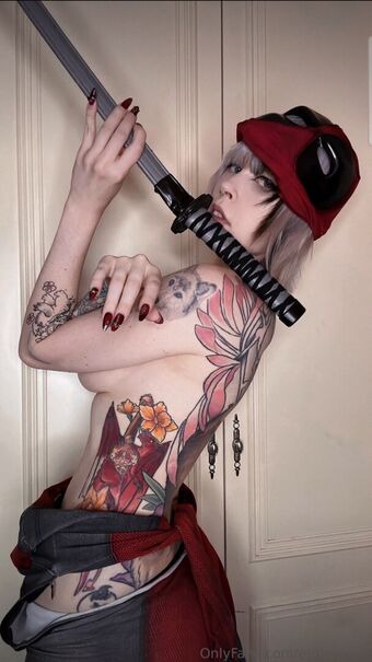 Ember Wolf Nude Leaks OnlyFans Photo 45