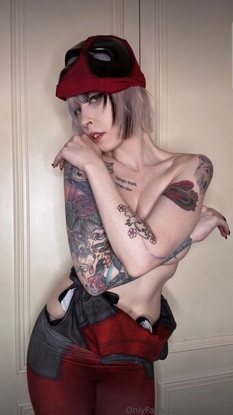 Ember Wolf Nude Leaks OnlyFans Photo 42