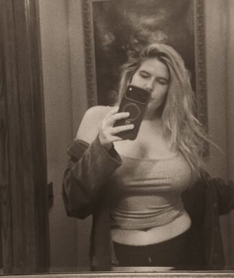 Erica Lindbeck Nude Leaks OnlyFans Photo 109