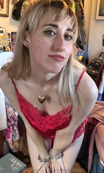 Fandomreactions Nude Leaks OnlyFans Photo 163