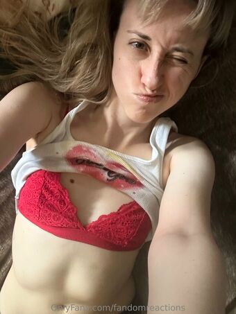 Fandomreactions Nude Leaks OnlyFans Photo 167