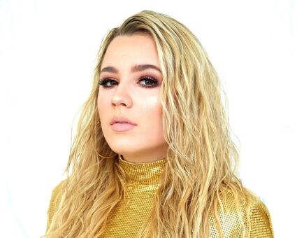 Gabby Barrett Nude Leaks OnlyFans Photo 17