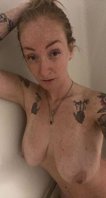 gingersub1991 Nude Leaks OnlyFans Photo 1