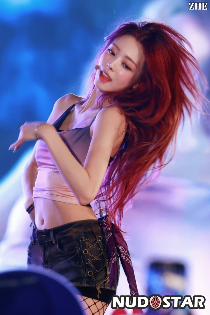 Itzy_All_In_Us Leaked Photo 19