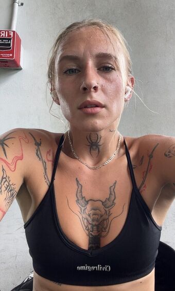 Jayyymathis Nude Leaks OnlyFans Photo 9