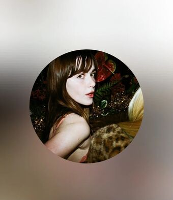 Kiernan-shipka Nude Leaks OnlyFans Photo 978