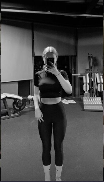 laurinkaa_18 Nude Leaks OnlyFans Photo 16