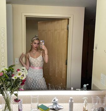 Lilia Buckingham Nude Leaks OnlyFans Photo 79