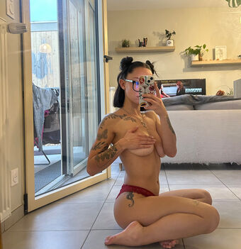 Lolatonsecret Nude Leaks OnlyFans Photo 1