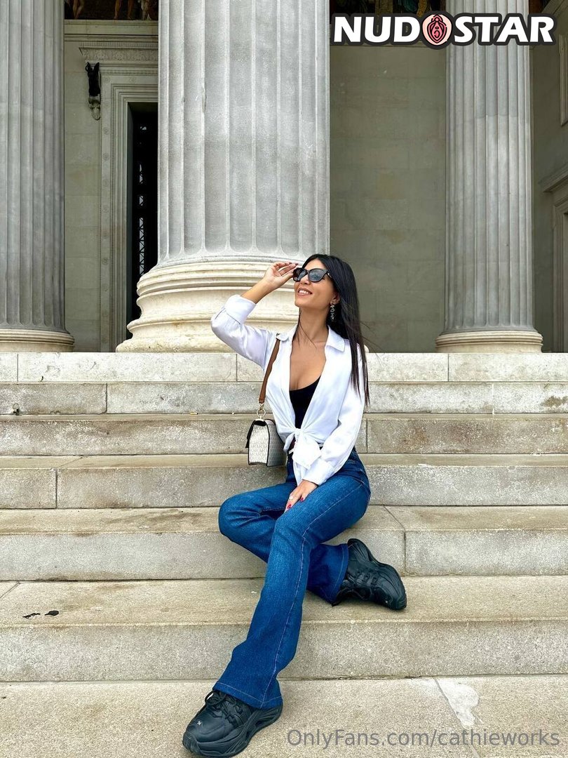 Lorna22333 Leaked Photo 6