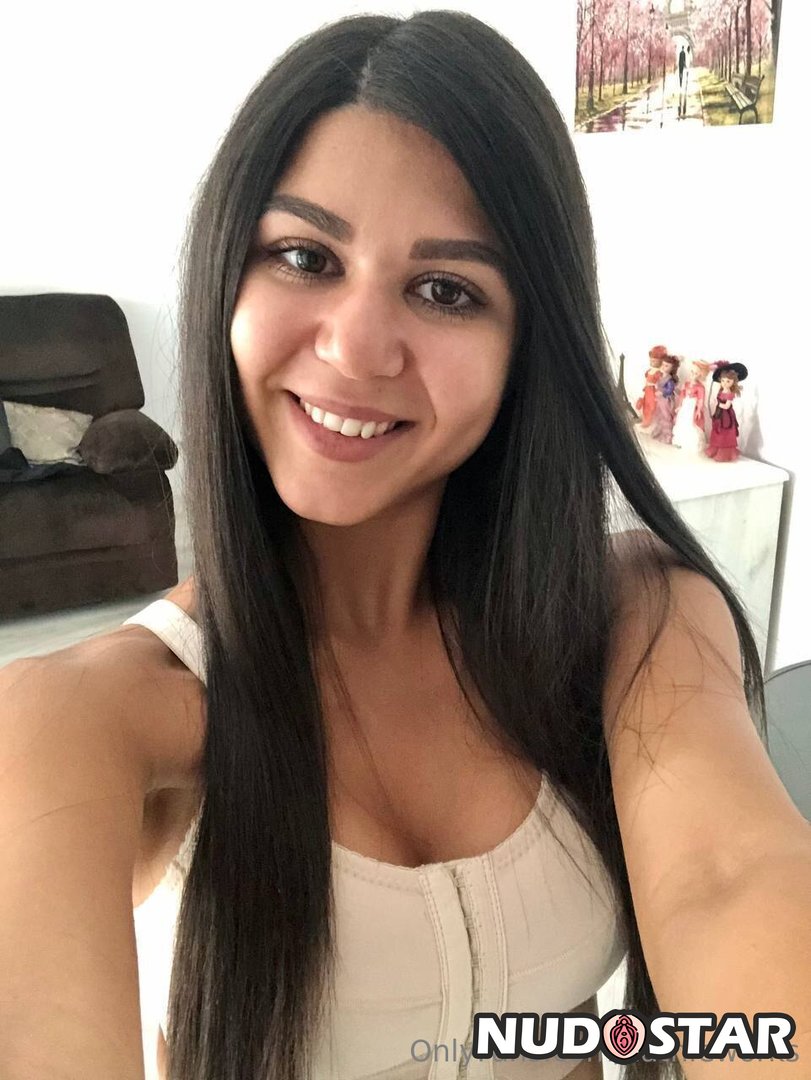 Lorna22333 Leaked Photo 23