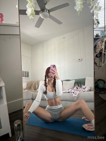 miss.x.bee Nude Leaks OnlyFans Photo 163