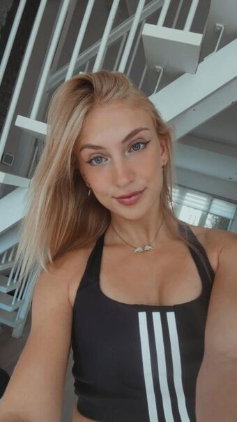 Noa Diorgina Nude Leaks OnlyFans Photo 11