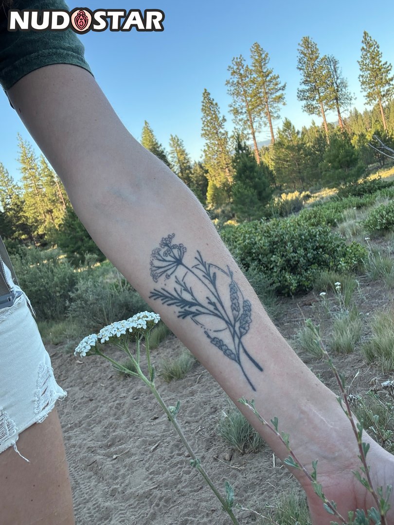 Renega_Des Leaked Photo 7