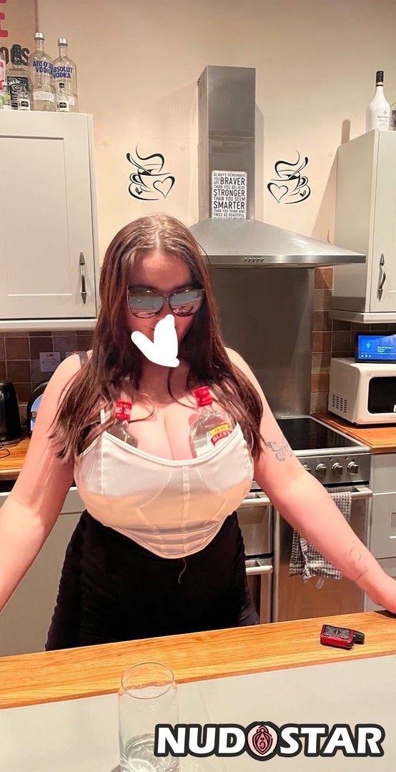 Shannon Leaked Photo 11