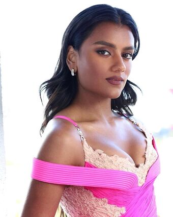 Simone Ashley Nude Leaks OnlyFans Photo 147