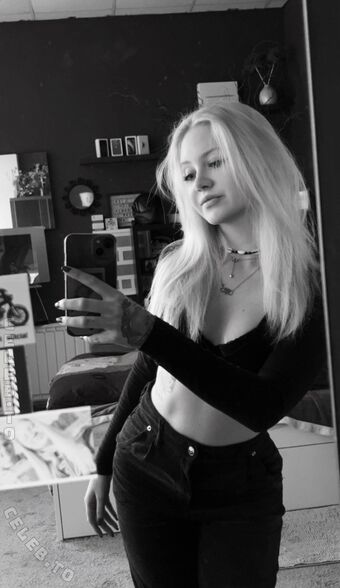 sina_nck Nude Leaks OnlyFans Photo 54