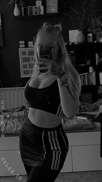 sina_nck Nude Leaks OnlyFans Photo 48