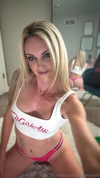 tallgirlalli Nude Leaks OnlyFans Photo 55