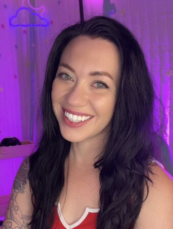 Tawny Platis Nude Leaks OnlyFans Photo 1