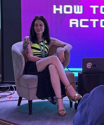 Tawny Platis Nude Leaks OnlyFans Photo 11