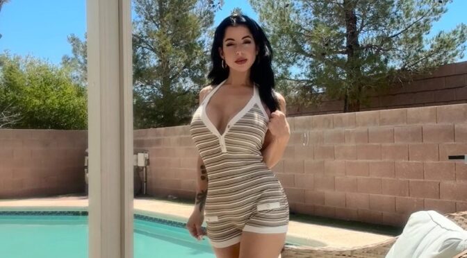 Thevickiejay Leaks (24 Photos) – NudoStar