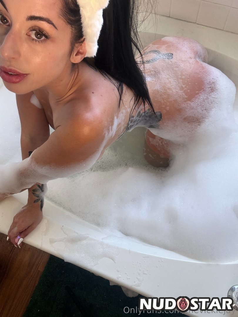 Thevickiejay Leaked Photo 21