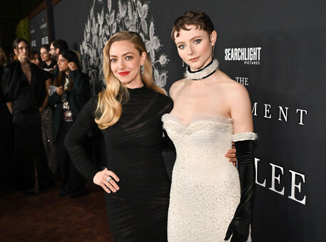 Thomasin McKenzie Nude Leaks OnlyFans Photo 145