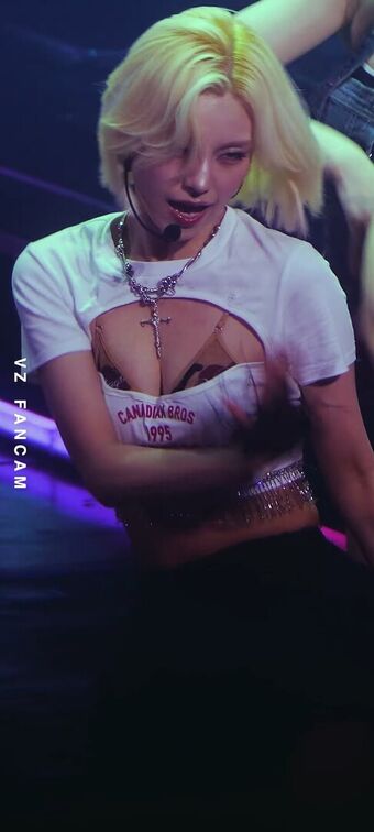 Yeji - ITZY (예지, Hwang Ye-ji) Nude Leaks OnlyFans Photo 78