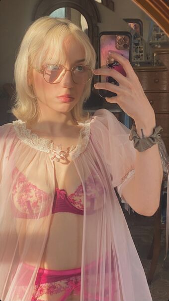 neoliberalhell Nude Leaks OnlyFans Photo 13