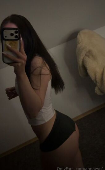 anna Nude Leaks OnlyFans Photo 5