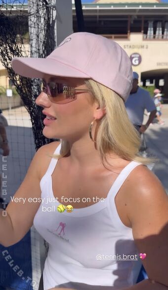 Anuschka van Lent Nude Leaks OnlyFans Photo 45