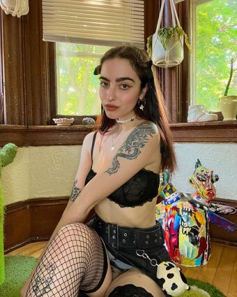 artbitch666 Nude Leaks OnlyFans Photo 35