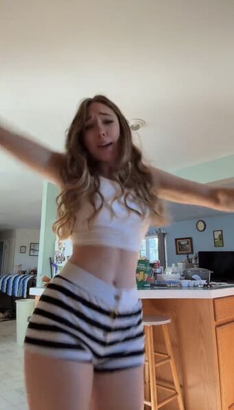 Christine Keyton Nude Leaks OnlyFans Photo 31