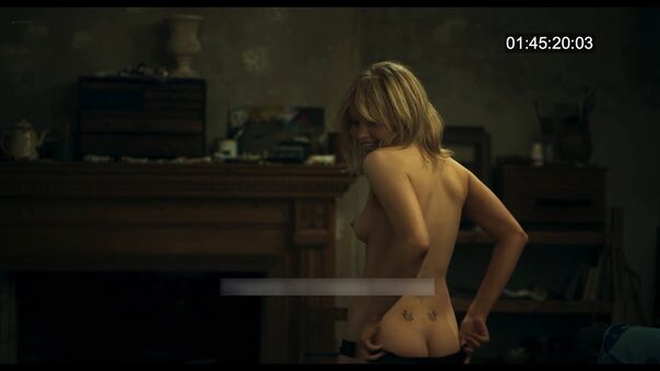 Ellie Bamber Nude Leaks OnlyFans Photo 208